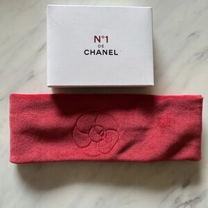 NIB Chanel No 1 Soft Camellia Logo Hair Band VIP Headband Red Bath Spa Makeup